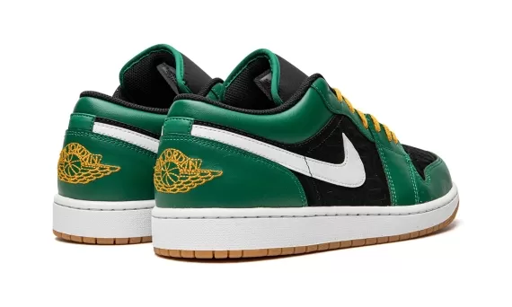 Air Jordan 1 Low SE Holiday Special - Malachite Green