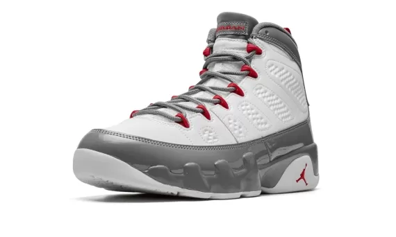 Air Jordan 9 - Fire Red