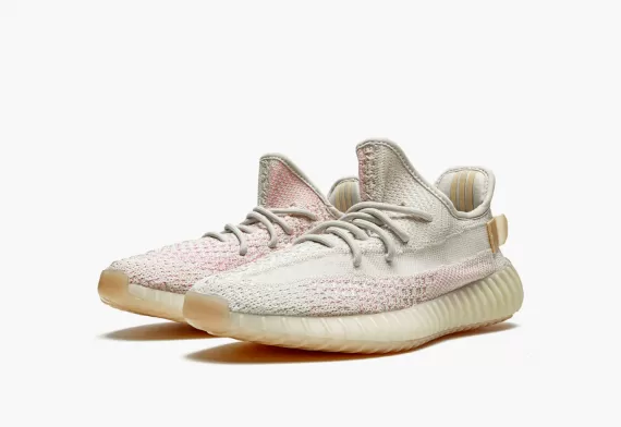 YEEZY BOOST 350 V2 Light