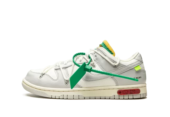 Women's NIKE DUNK LOW Lot 25 - Off White with Discount