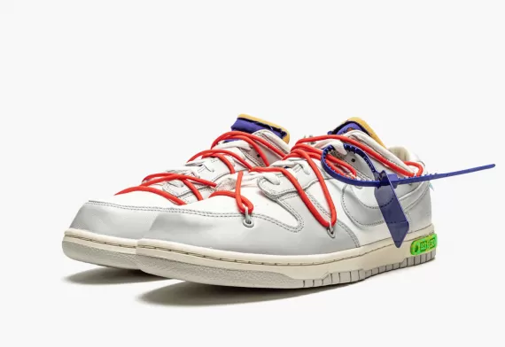 Grab NIKE DUNK LOW Off-White -