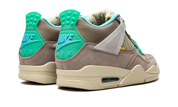 Air Jordan 4 Retro SP Union 30th Anniversary - Taupe Haze