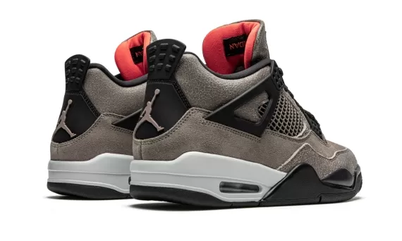 Air Jordan 4 Retro - Taupe Haze