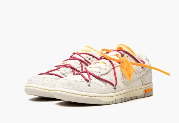 NIKE DUNK LOW OFF-WHITE - LOT 35