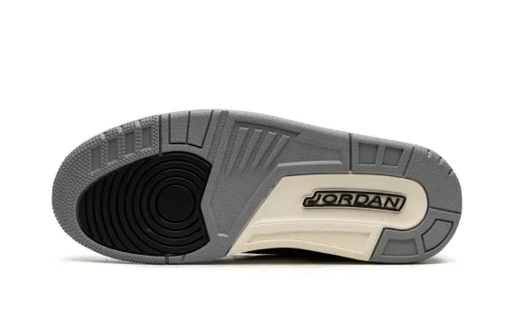 Air Jordan 3 - Off Noir