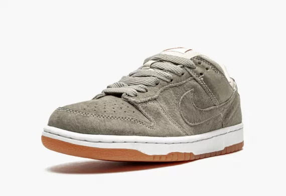 Men's Nike DUNK LOW PRO B - Putty Shoes at Reduced Price