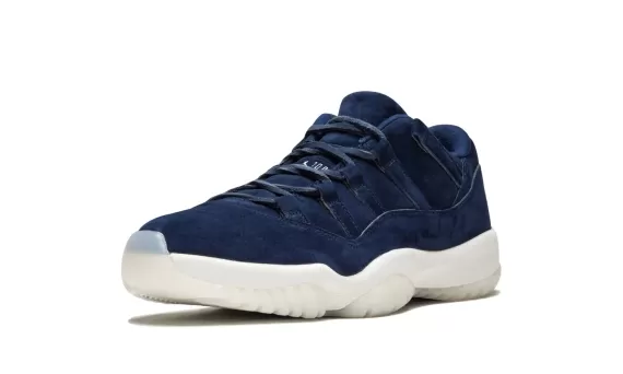 Air Jordan 11 Retro Low - RE2PECT