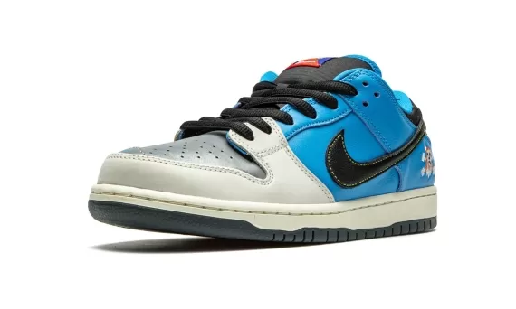 SB Dunk Low Pro - Instant Skateboards