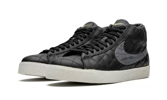 Blazer SB  - Supreme Black