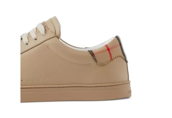 Vintage-check Heel-counter Sneakers - Light Brown