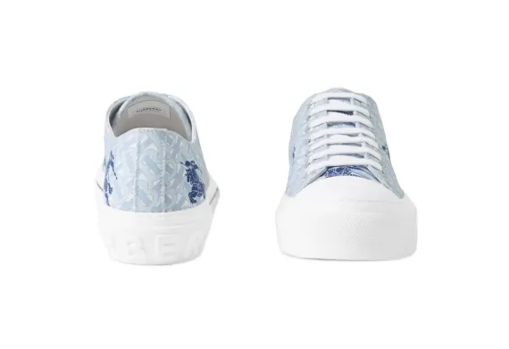 Equestrian Knight Low-top Sneakers - Light Blue/Navy Blue