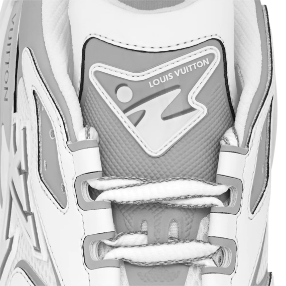 Men's Louis Vuitton Runner Tatic Sneaker - White, Mix of Materials - Buy Now!