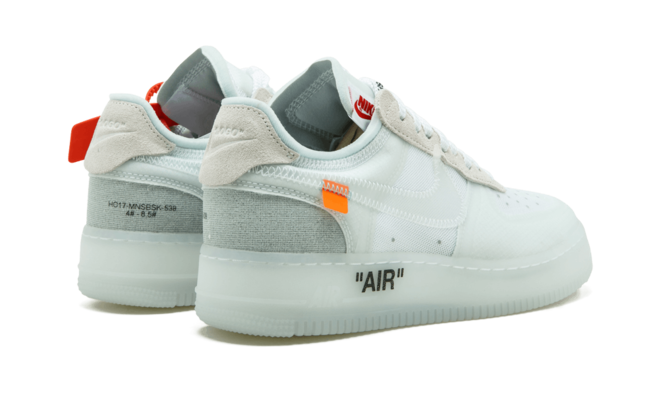 The perfect shoe for men: Nike x Off White Air Force 1 Low - WHITE! Enjoy a discount on your purchase!
