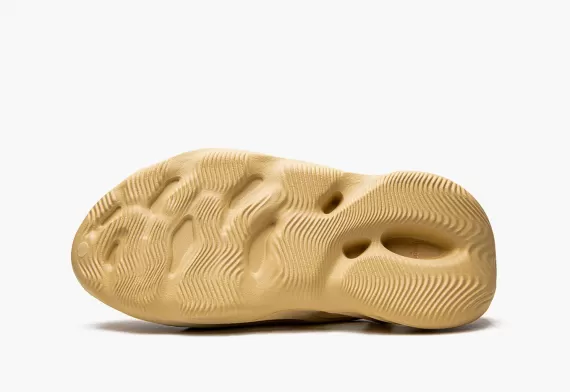 Shop Men's Yeezy Foam RNNR - Desert Sand at Discounted Prices!