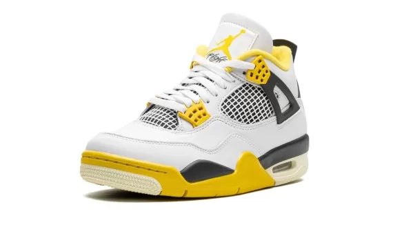 Air Jordan 4 - Vivid Sulfur