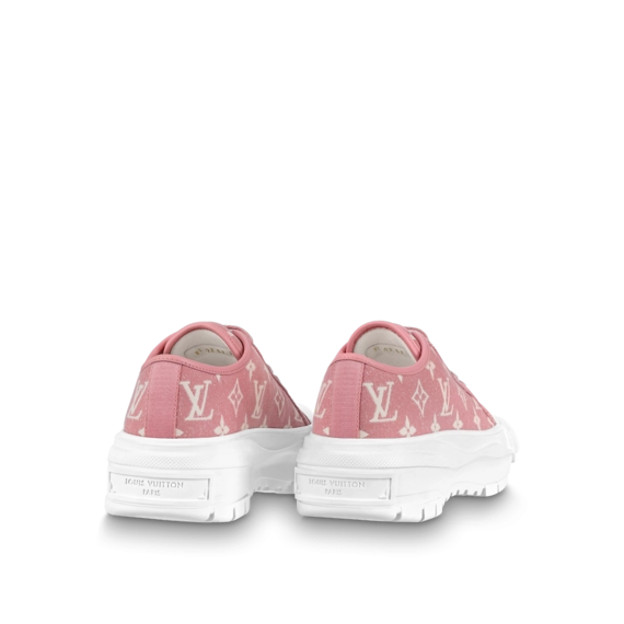 Discounted Lv Squad Sneaker for Women - Shop Now!