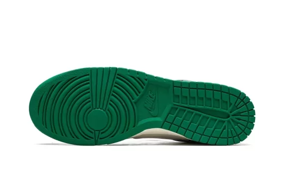 Dunk Low Retro SE - Lottery Pack - Green