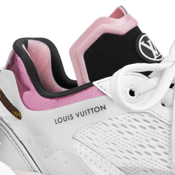 Women's Sneaker from Louis Vuitton - Rose Clair Pink Run 55 with Discount!