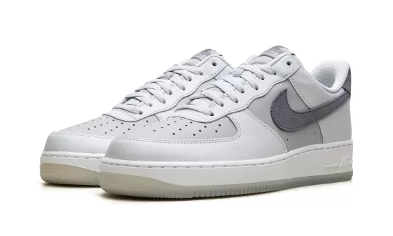 Air Force 1 '07 LV8 Low - Pure Platinum/Light Carbon