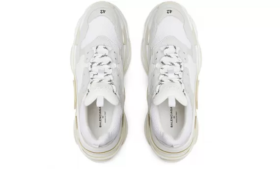 Shop Men's Trainers White - Balenciaga Triple S with Discount